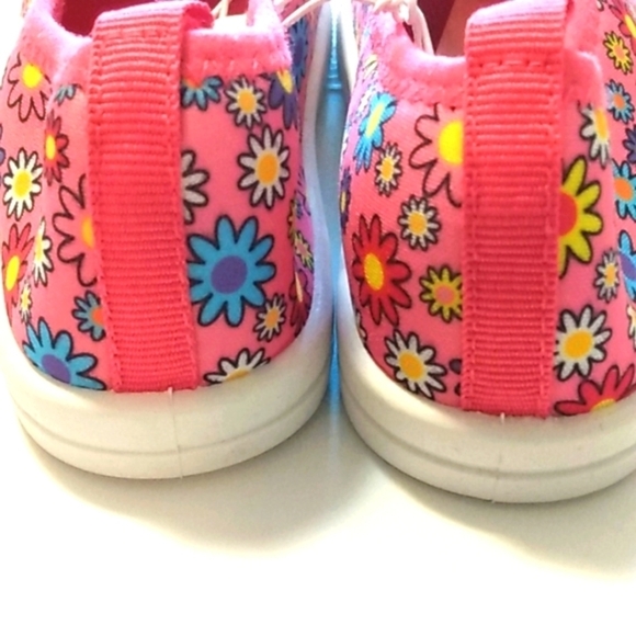 BUMBLE AND BIRDIE GIRLS PINK FLORAL SLIP-ON STRETCHY SNEAKERS SIZE 11 NWOT - Picture 3 of 7